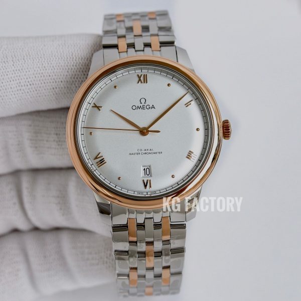 OMEGA De Ville Elegant Series Watch Master Chronometer The entire case is made of original stainless steel.